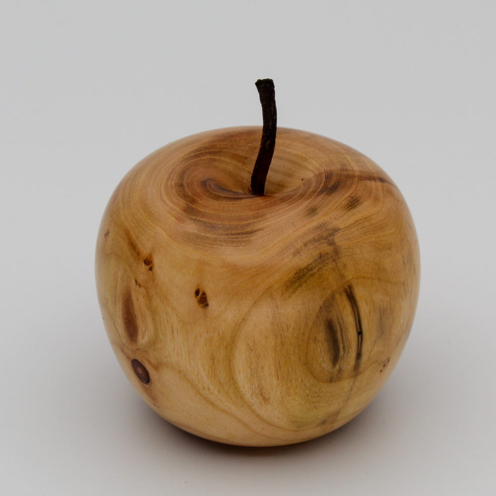 Pomme décorative en bois d'abricotier